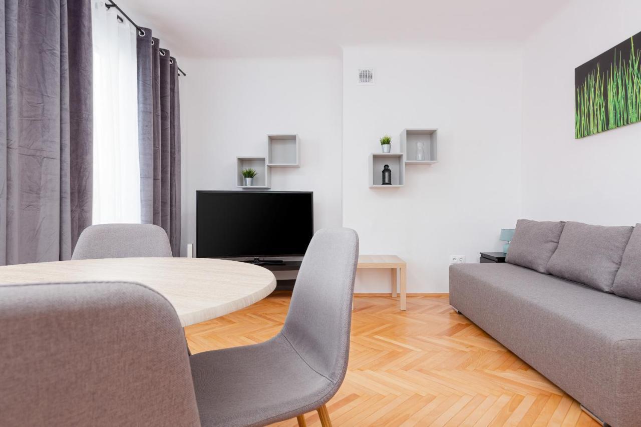 Kamienica Stanislawa Augusta Warszawa By Noclegi Renters Buitenkant foto
